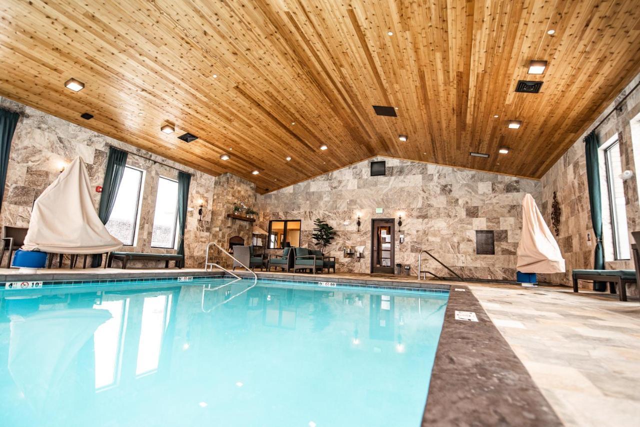 Elk Country Inn Jackson Bagian luar foto