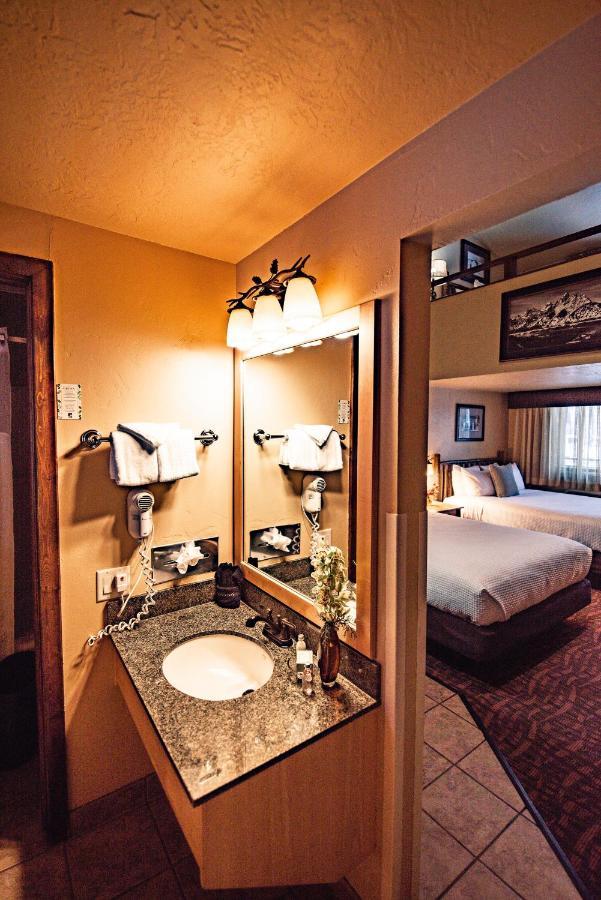 Elk Country Inn Jackson Bagian luar foto