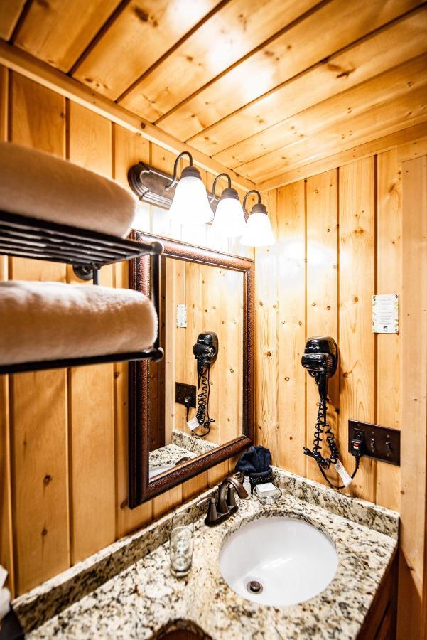 Elk Country Inn Jackson Bagian luar foto